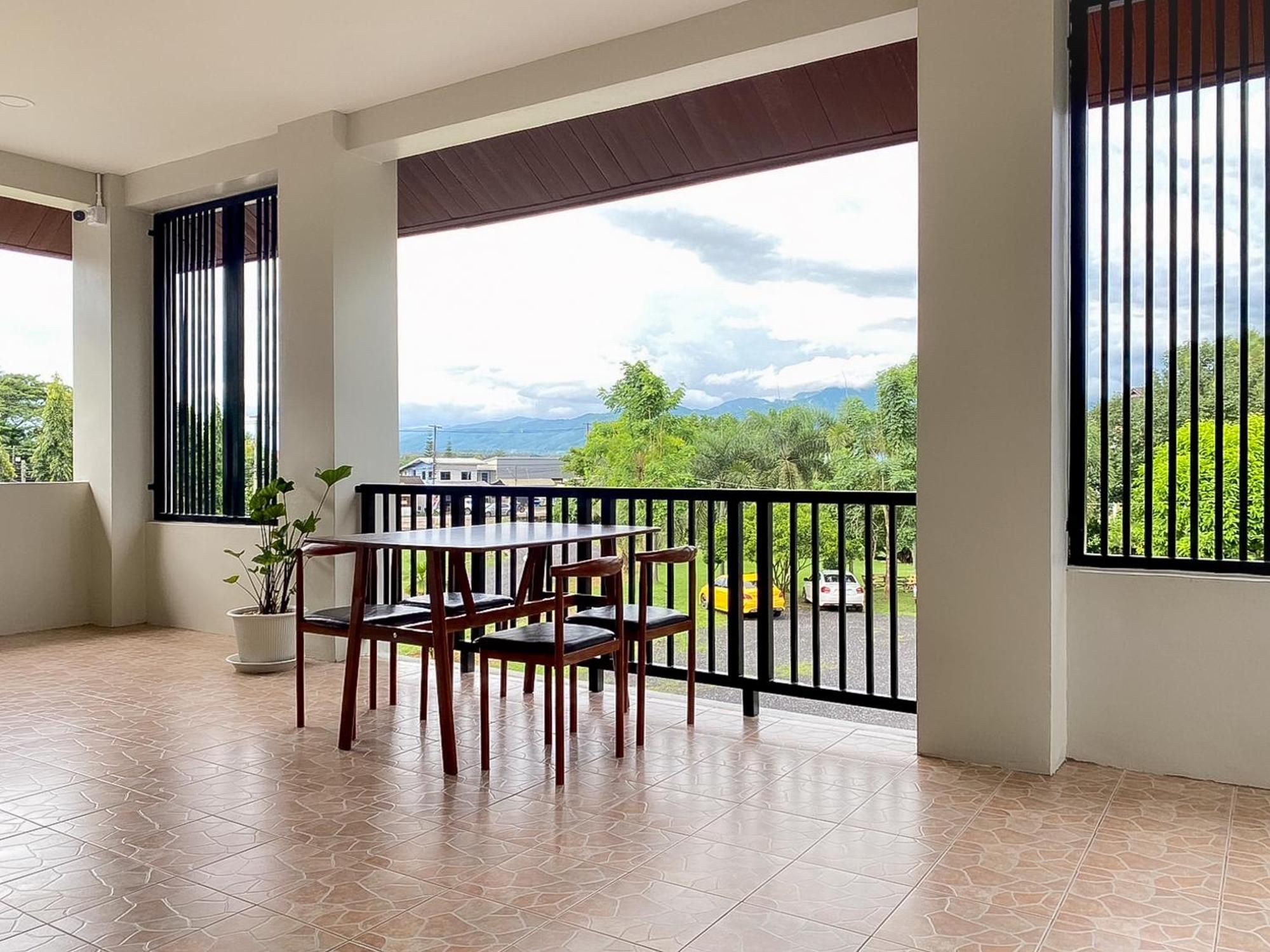 น่าน ม่วนใจ Nan Muanjai Hotel Pua Esterno foto